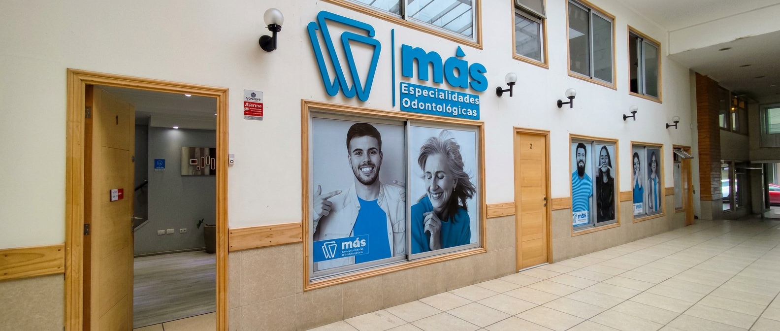 Fachada exterior de Clínica Dental Más en Valdivia
